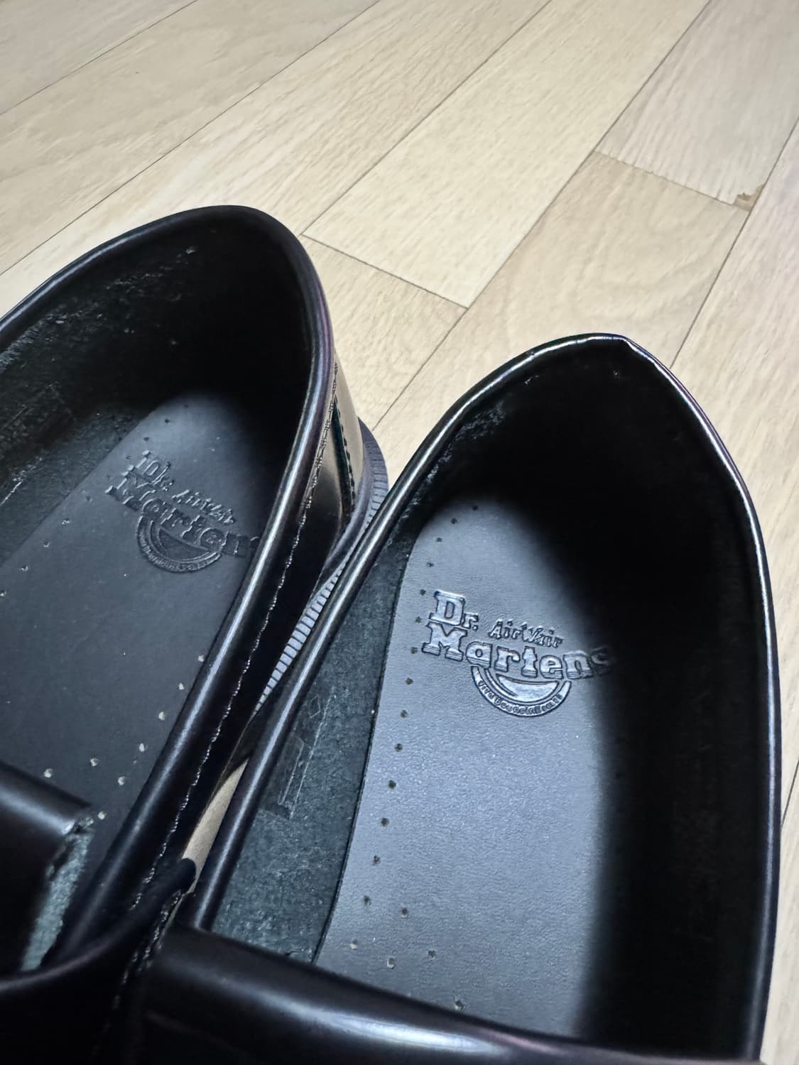 닥터마틴 아드리안 UK6 상품이미지2