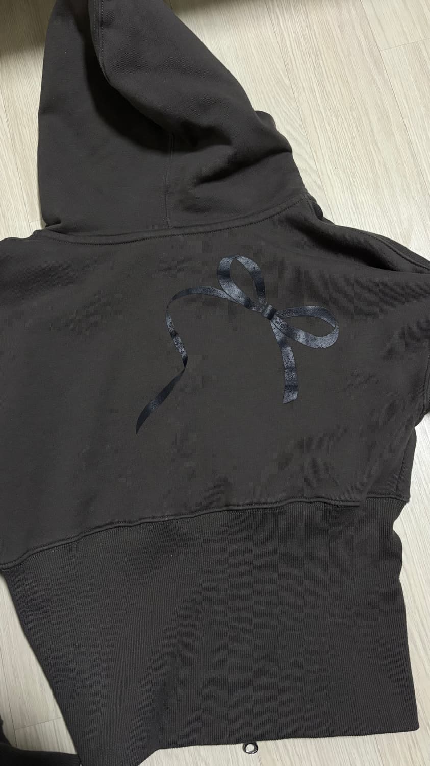 파르티멘토우먼 보우 프린티드 후드집업 차콜 상품이미지4