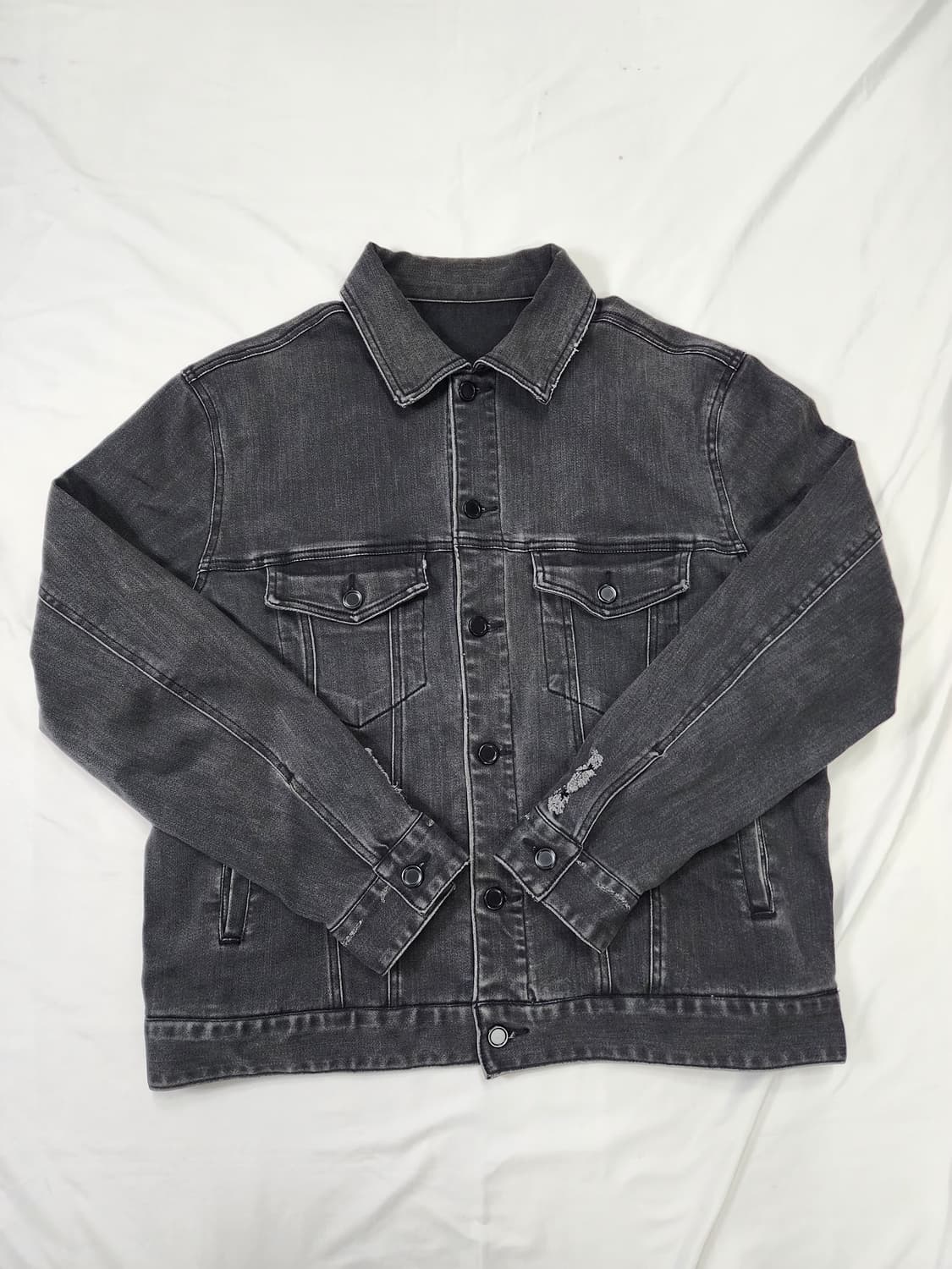 에잇세컨즈×지드래곤 흑청 데님 자켓 상품이미지1