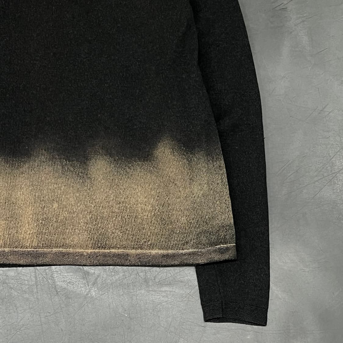  타미힐피거 그라데이션 브이넥 니트 y15187 상품이미지4