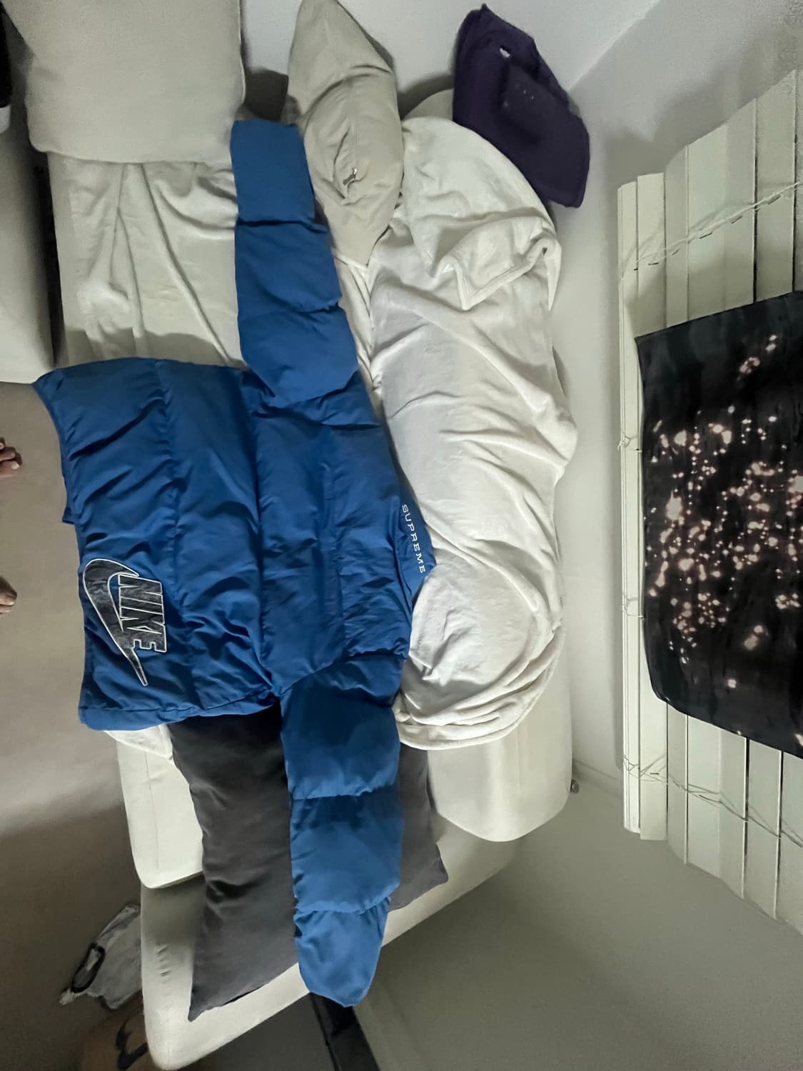 슈프림 나이키 리버시블 패딩 판매합니다 상품이미지2