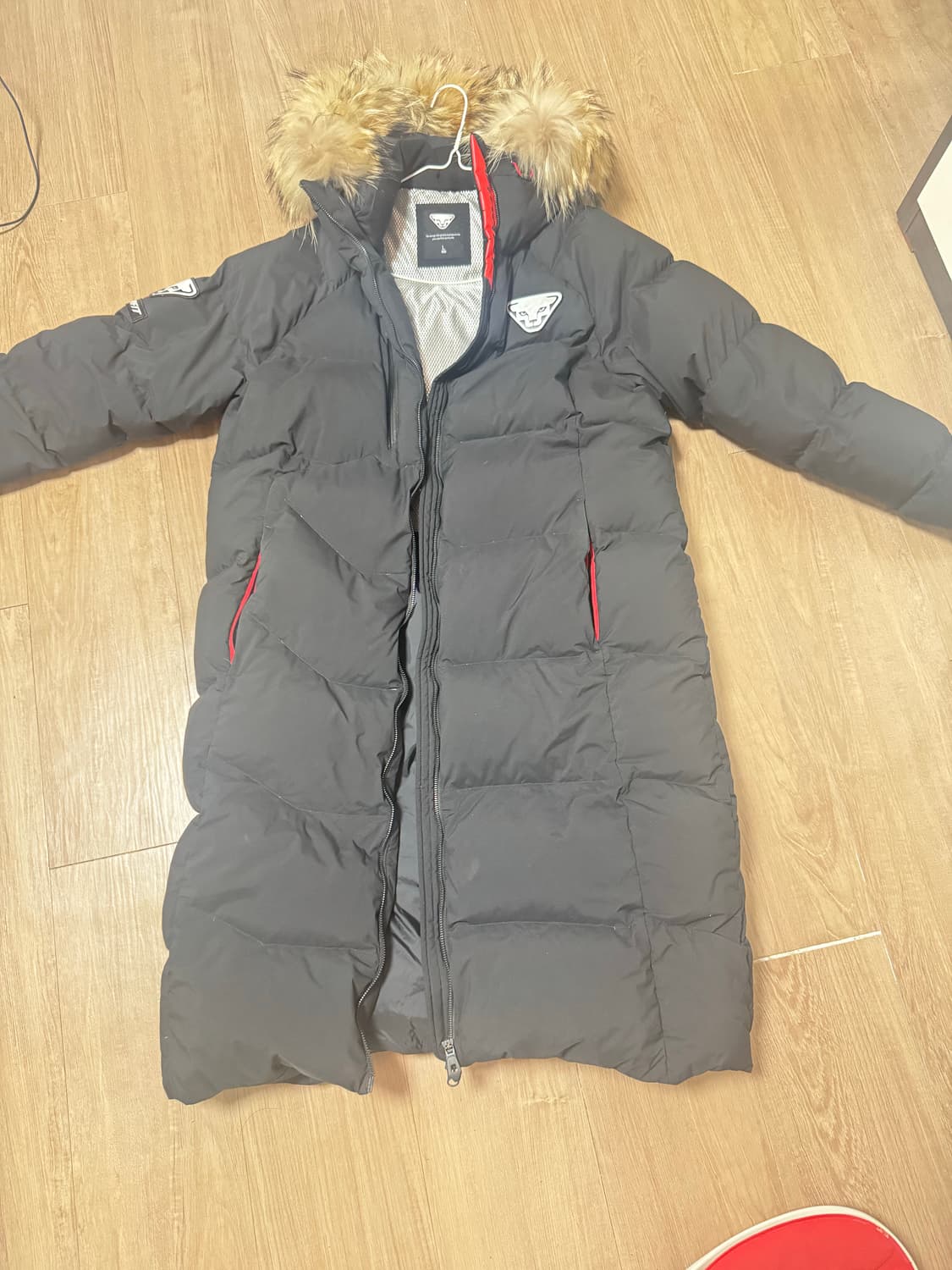 다이나핏 블랙 퍼 후드 패딩 L 상품이미지1