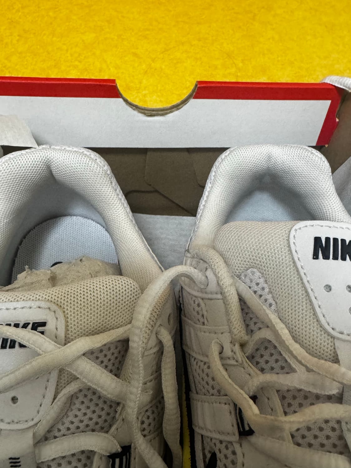 나이키 NIKE P-6000 화이트 레몬 시폰(250) 상품이미지3