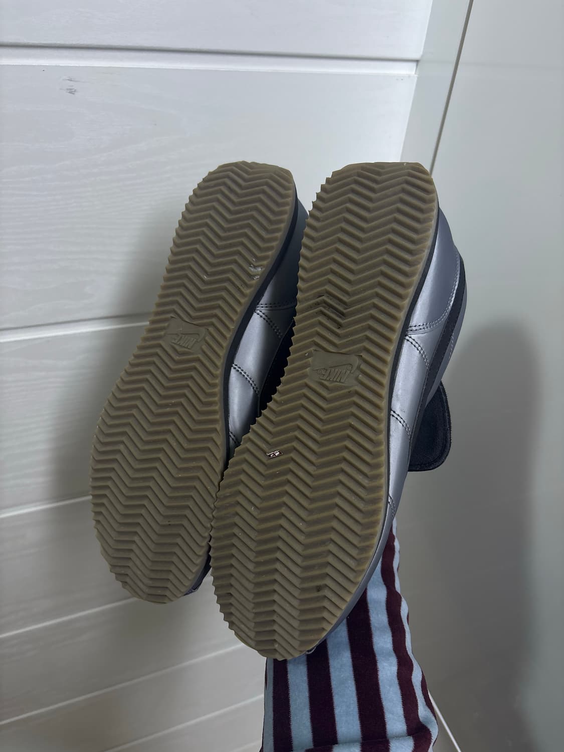 나이키 코르테즈 SE 실버 상품이미지4