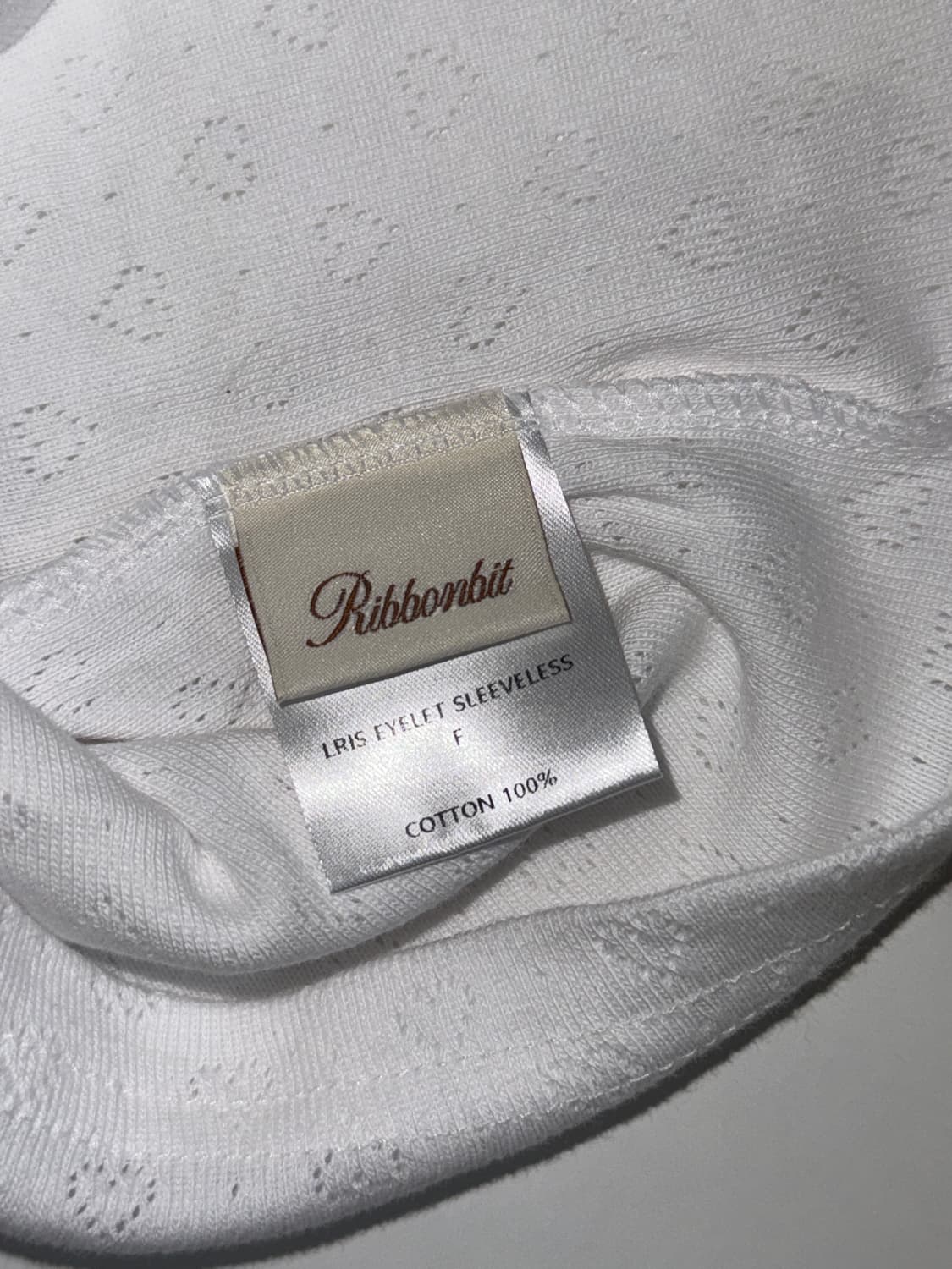 리본빛 Eyelet Lris Sleeveless 아일렛슬리브리스 상품이미지4