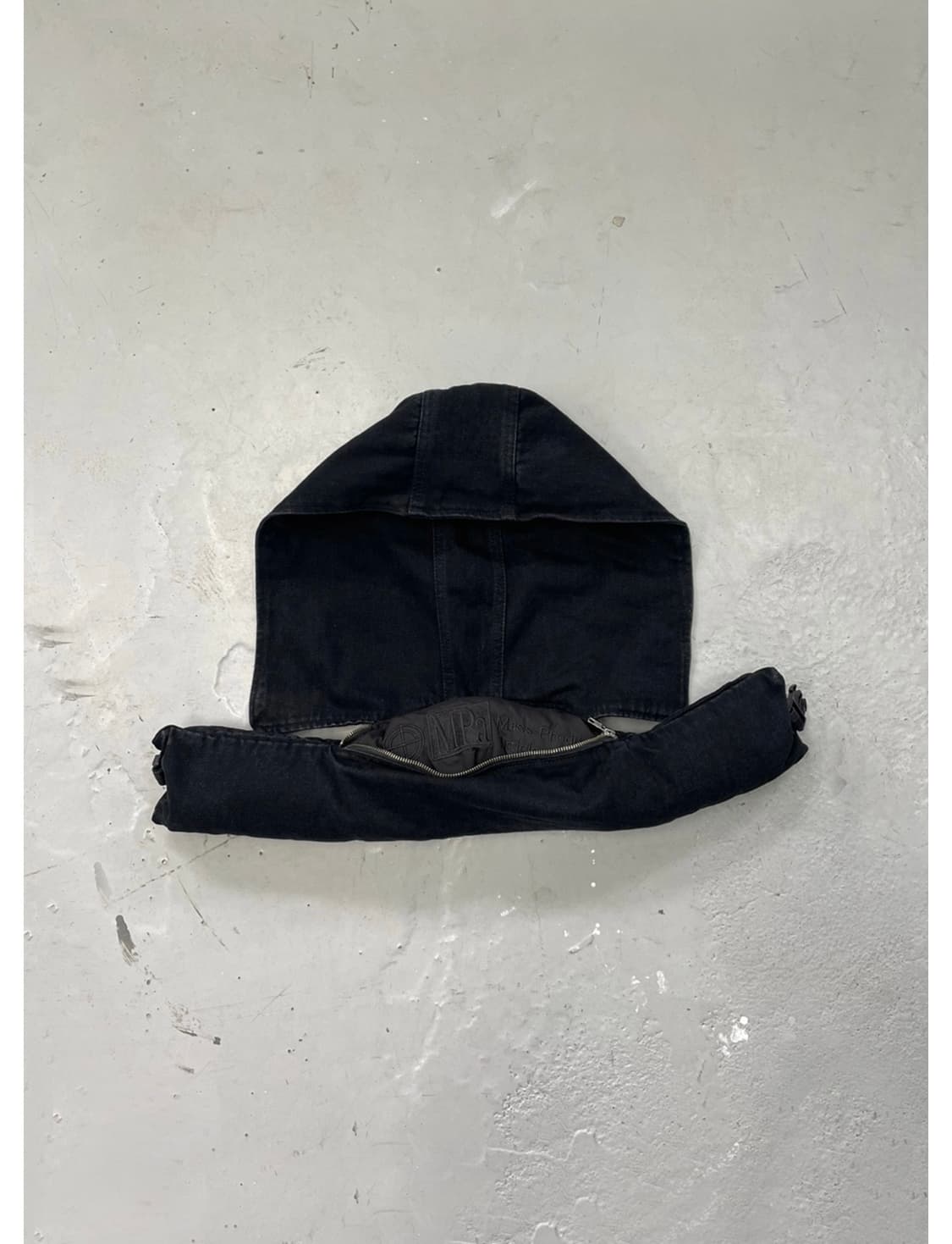 MPa HOODED NECK PILLOW (BLACK) 상품이미지4