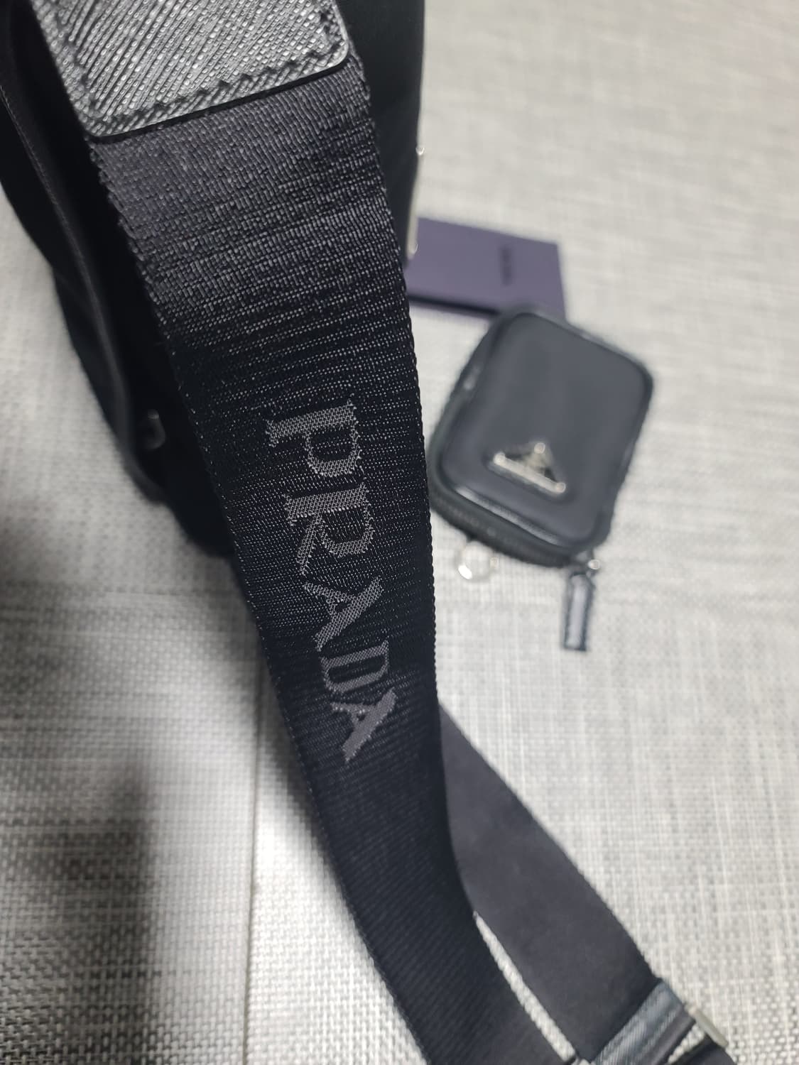 프라다 숄더백 메신저백 크로스백 2vd034 프라다 버클 리나일론백 상품이미지7