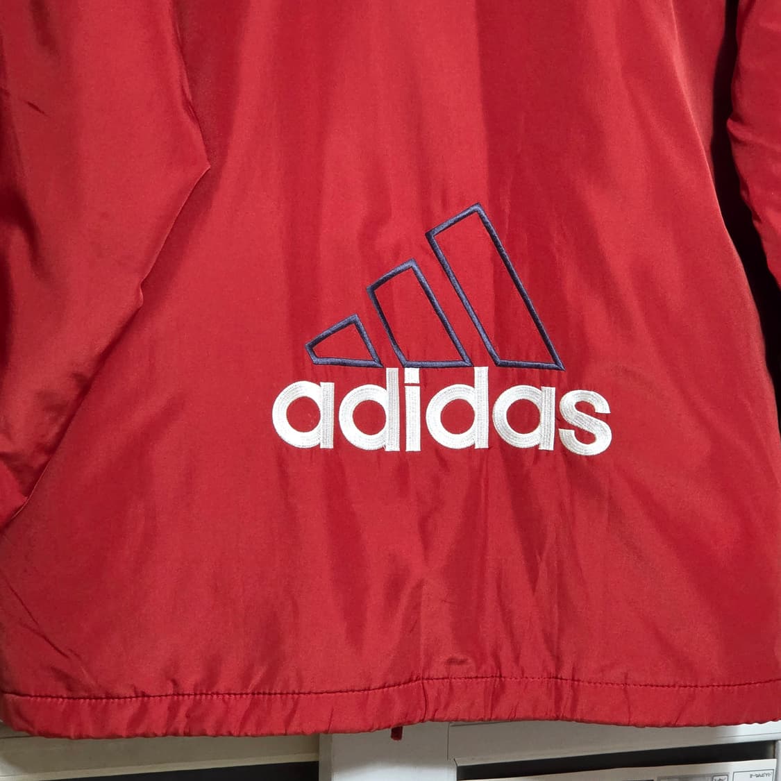 아디다스 90S 빅로고 바람막이 누빔 점퍼 상품이미지8