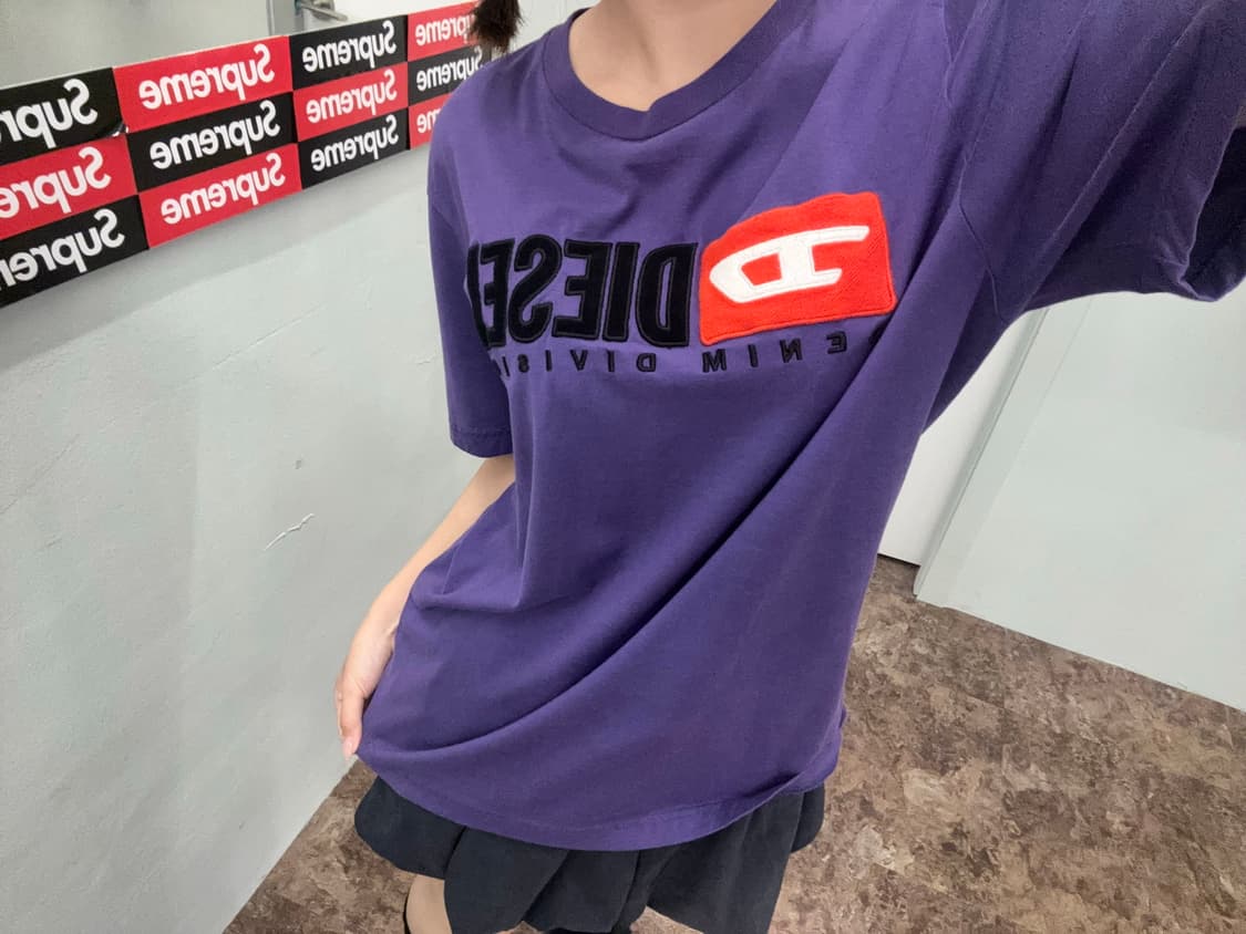 디젤 데님 디버전 로고 퍼플 반팔티셔츠 상품이미지2