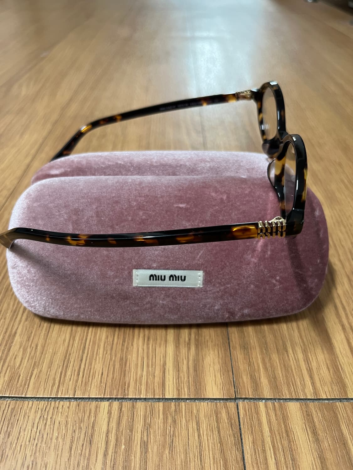 미우미우 리가드안경 판매합니다 상품이미지4