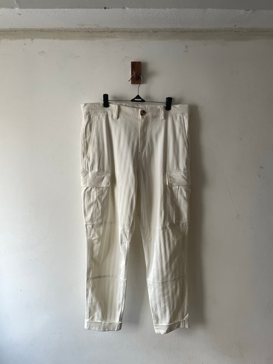 Brunello Cucinelli Utility Cargo Pants 상품이미지1