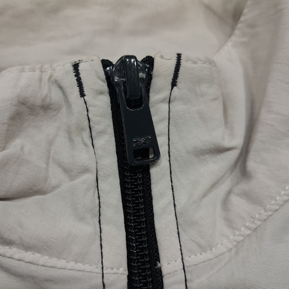 CL977 2XL 리복 올드스쿨 블랙화이트 바람막이 트랙자켓 상품이미지3