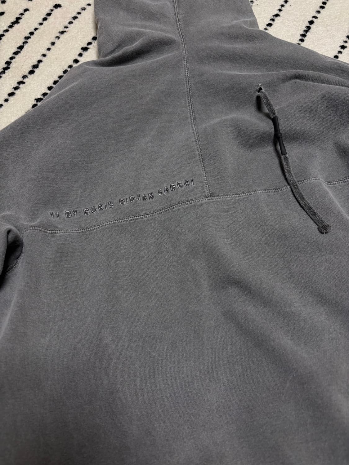 11 by Boris BIdjan Saberi Grey Hoodie 상품이미지7