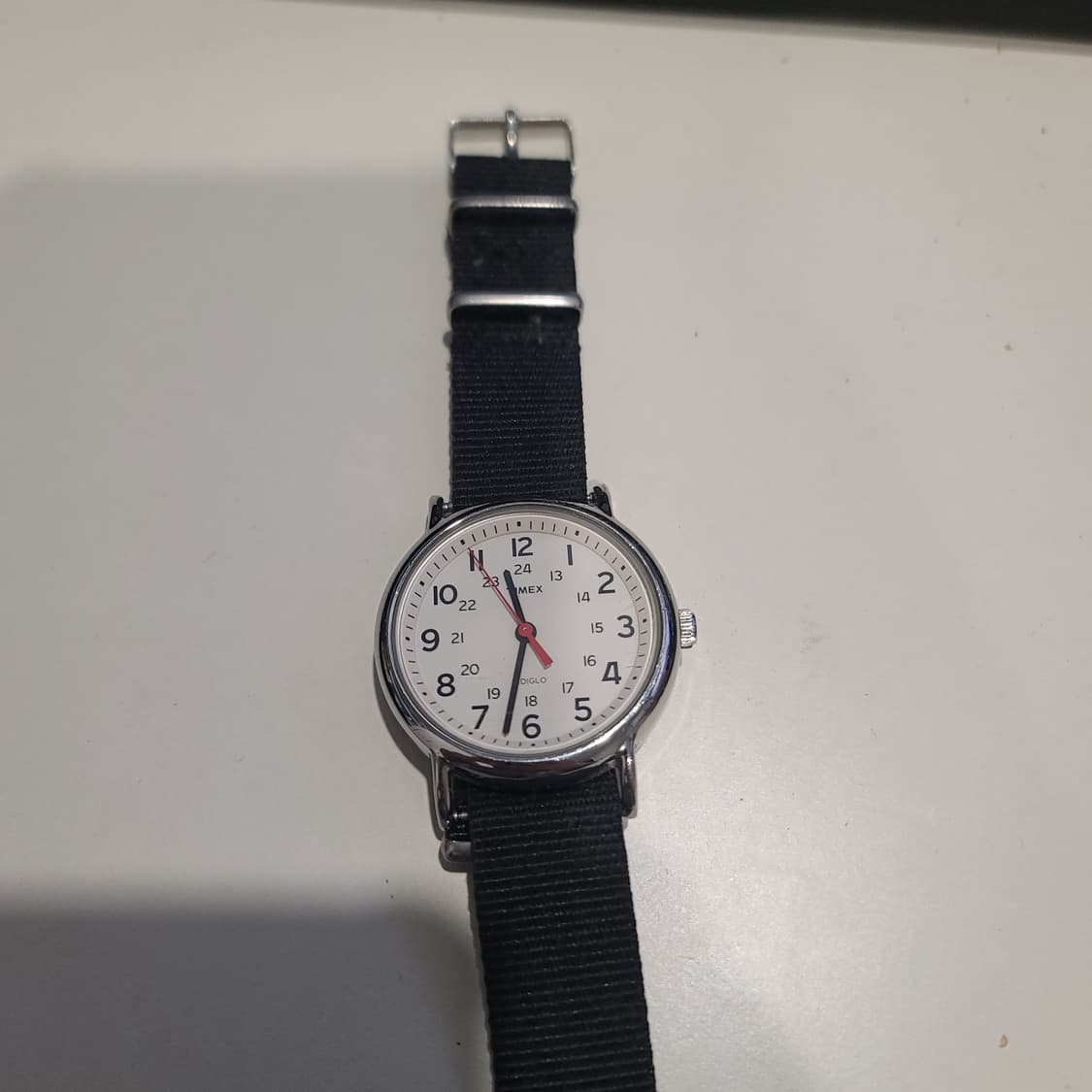 타이맥스 위캔더 팝니다.정상작동 건전지갈고 사진찍은겁니다^^
잔기스있어요 상품이미지1