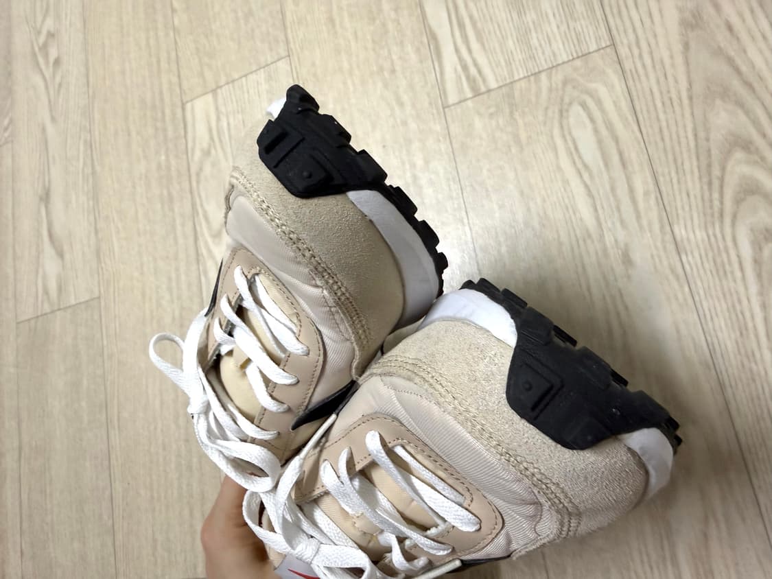 여성 230 추천 / 나이키 와플 데뷰 운동화 상품이미지5