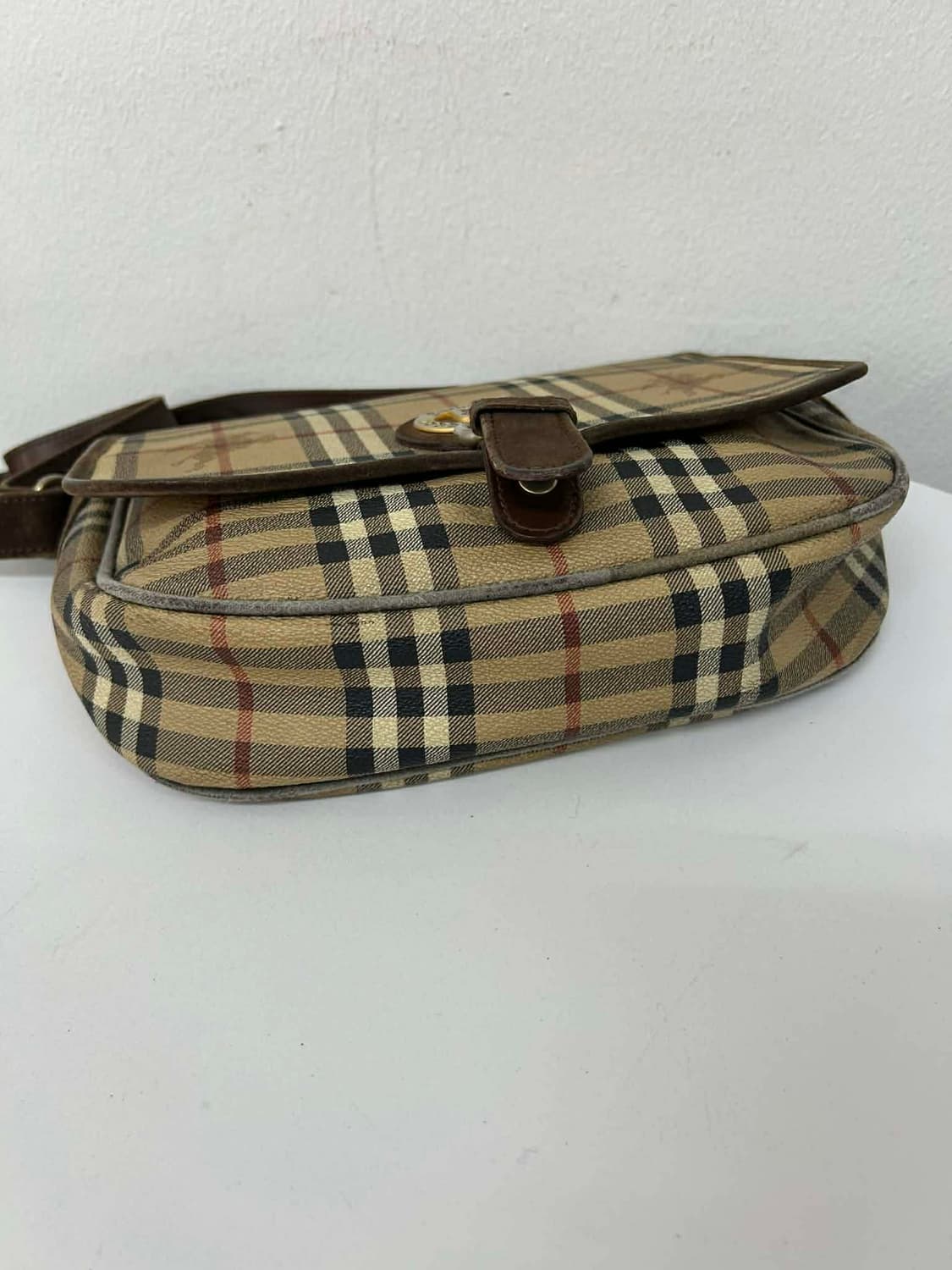 버버리 빈티지 노바체크 플랩 크로스백 상품이미지5