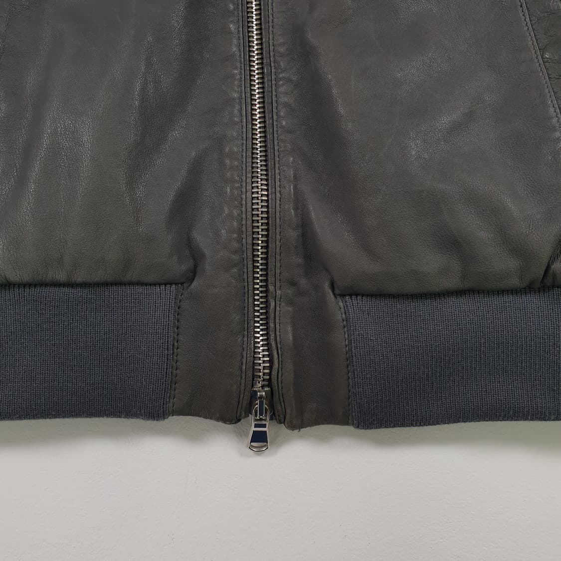 Eleventy 엘레벤 가죽 봄버 자켓 상품이미지6