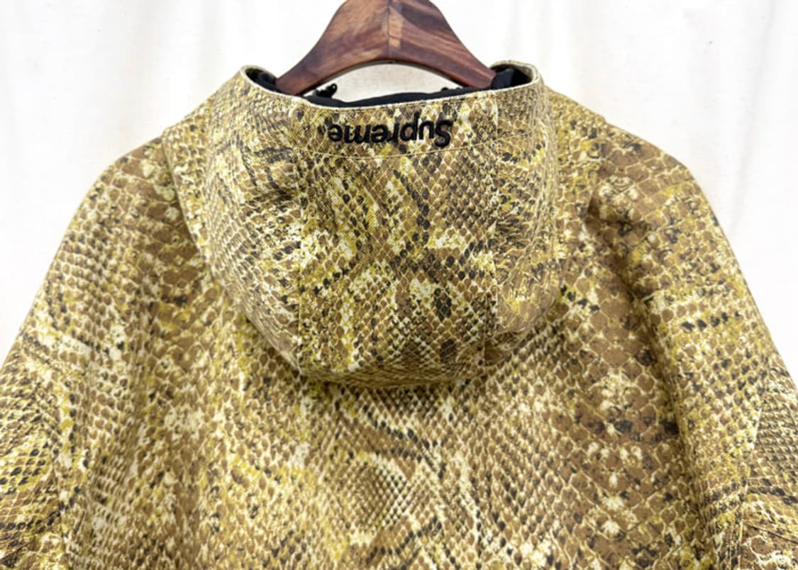 슈프림 나이키 ACG  데님 풀오버 골드 스네이크 스킨 상품이미지8