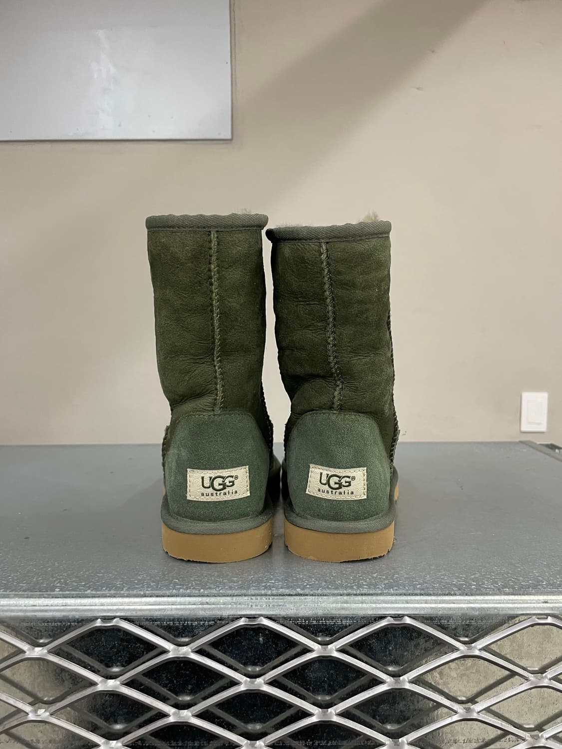 어그 클래식 미드 부츠 230 상품이미지3