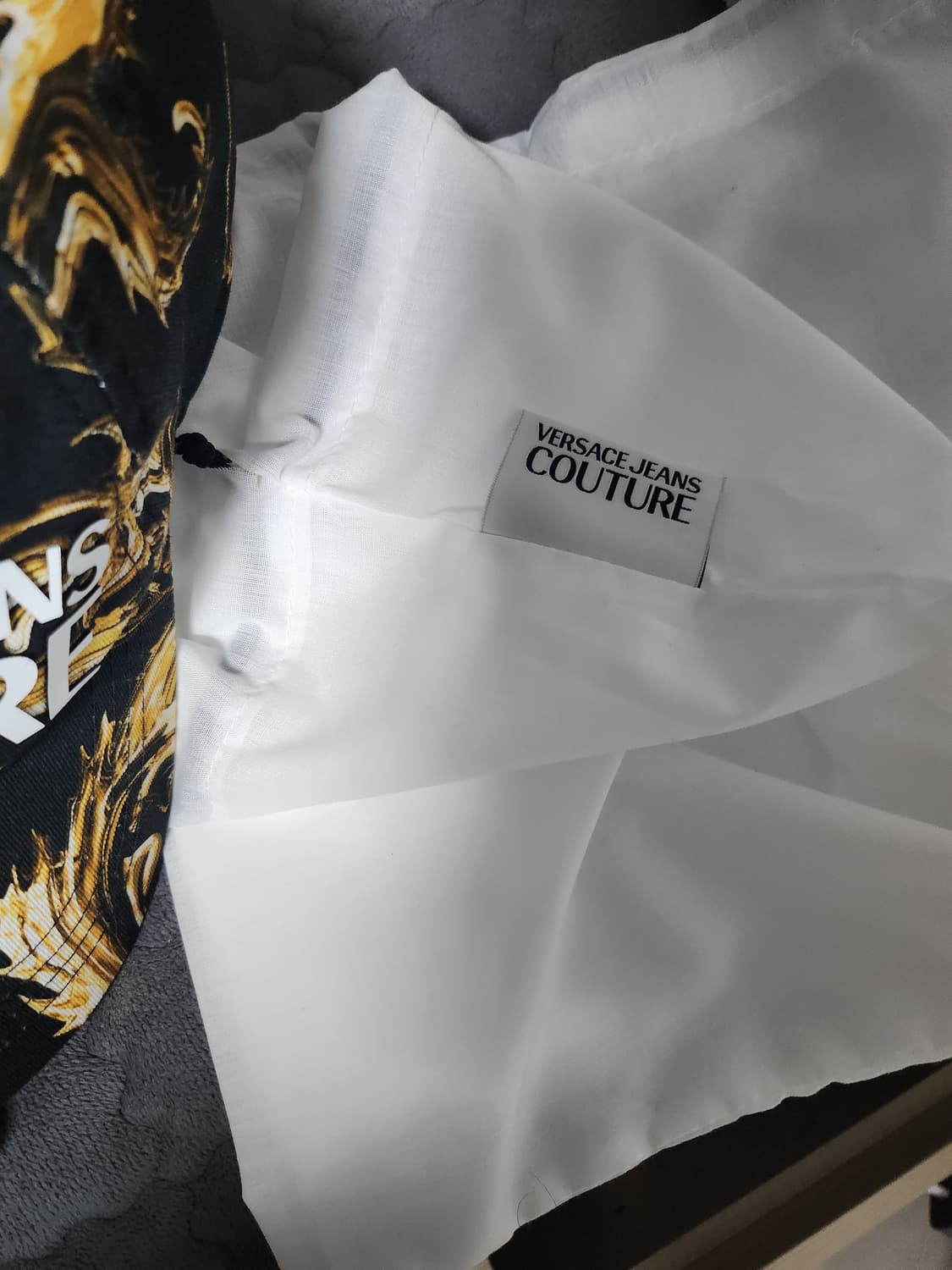 베르사체 진 꾸뛰르 모자 상품이미지4