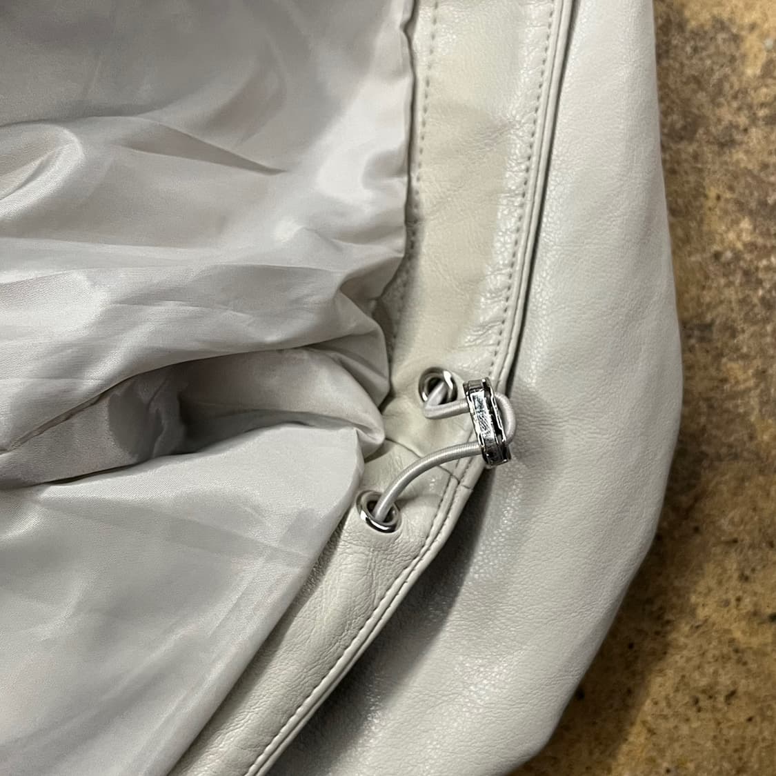 [정품/XS] 게스 아이보리 레더 자켓 b19 상품이미지7