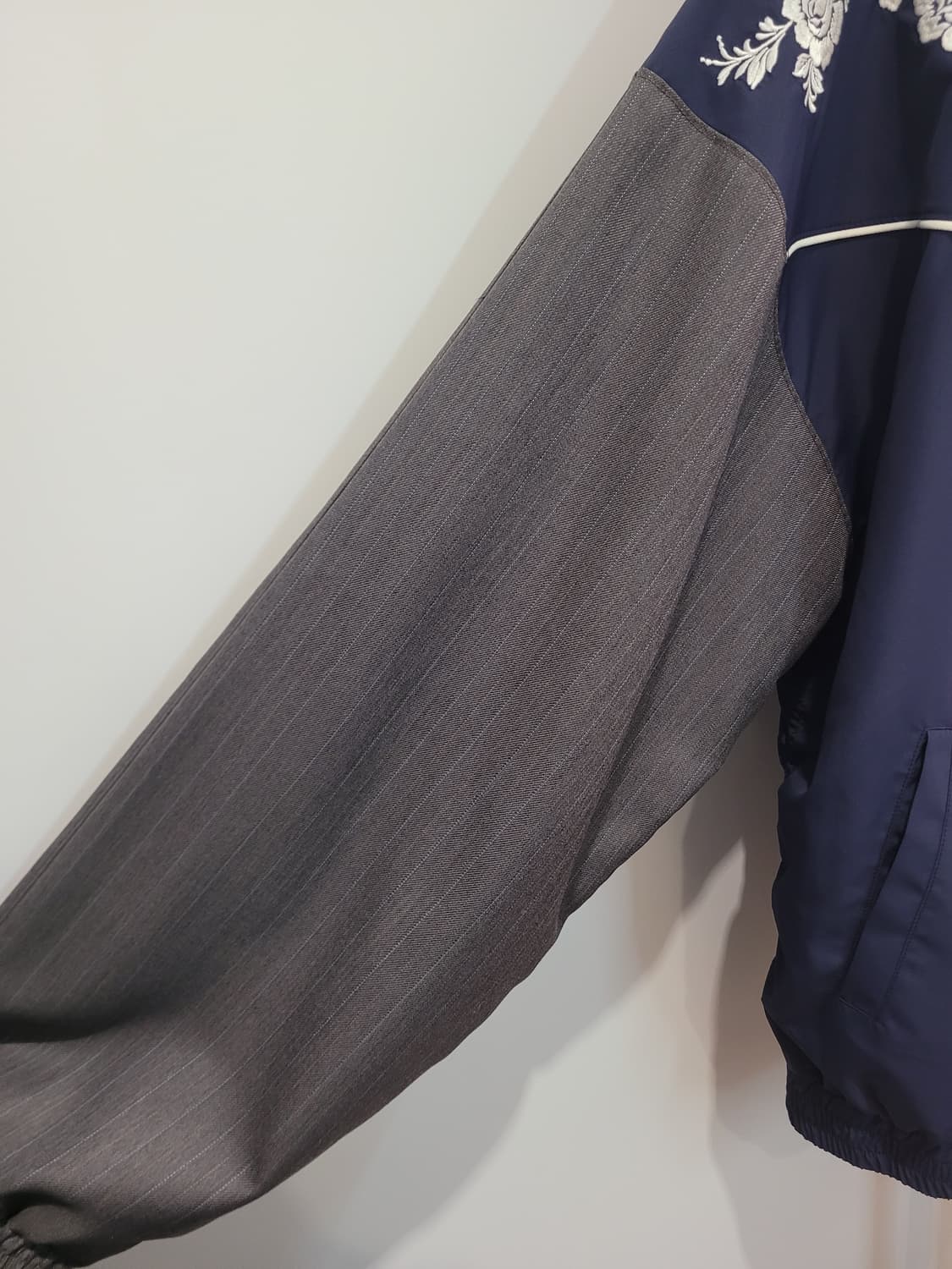 프롬아를 플라워 자수 80S 트랙자켓 남성용 L사이즈 상품이미지4