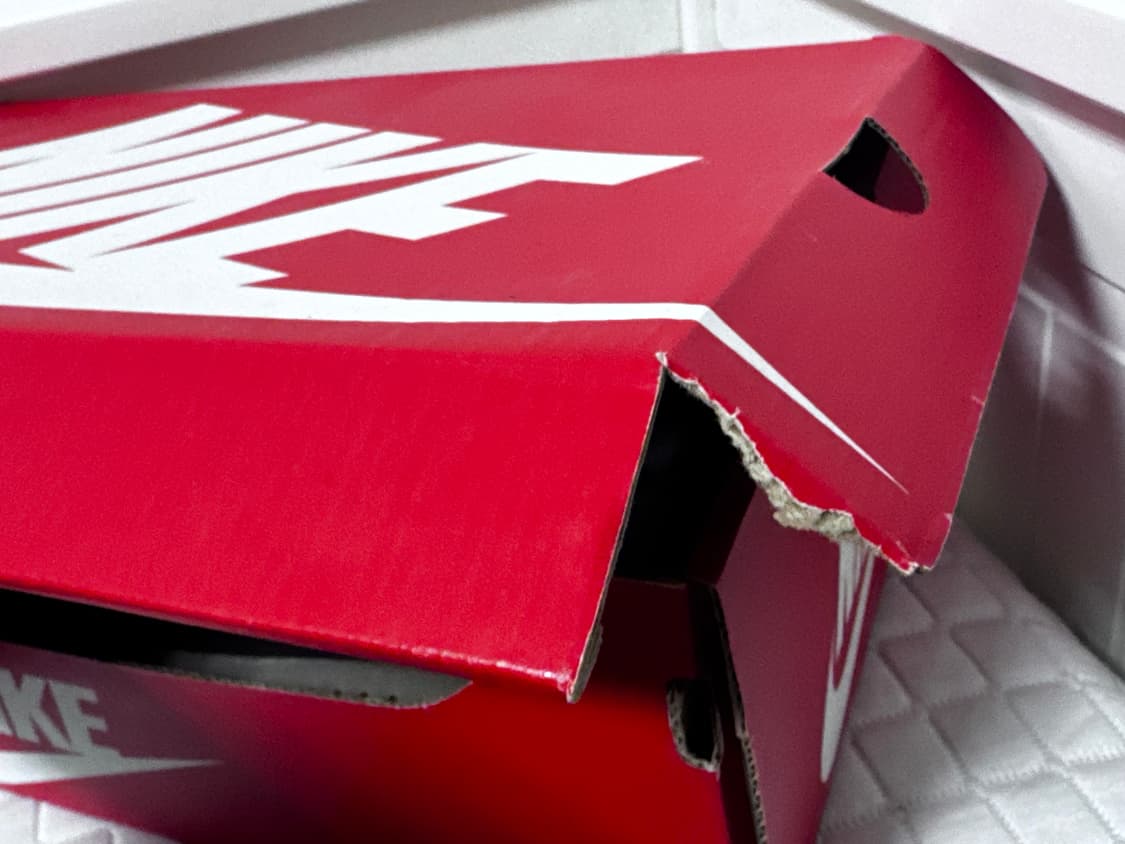 나이키 코르테즈 메탈릭 250 상품이미지6