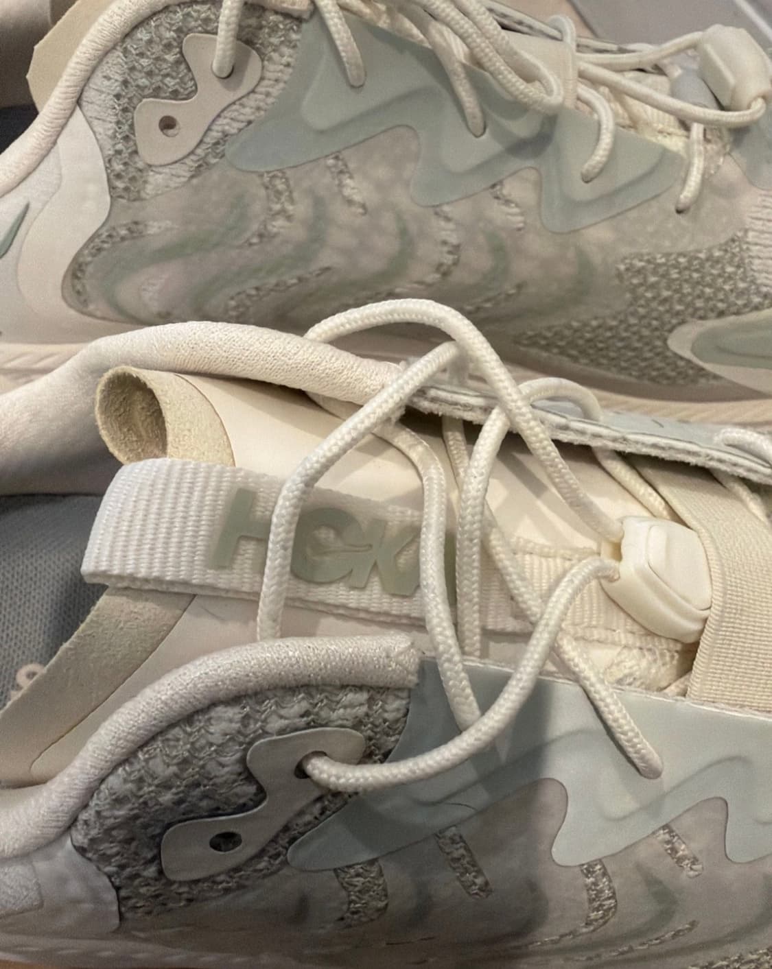 호카 x 새티스파이 클리프톤 LS 셀라돈 틴트 위스퍼 화이트 상품이미지6