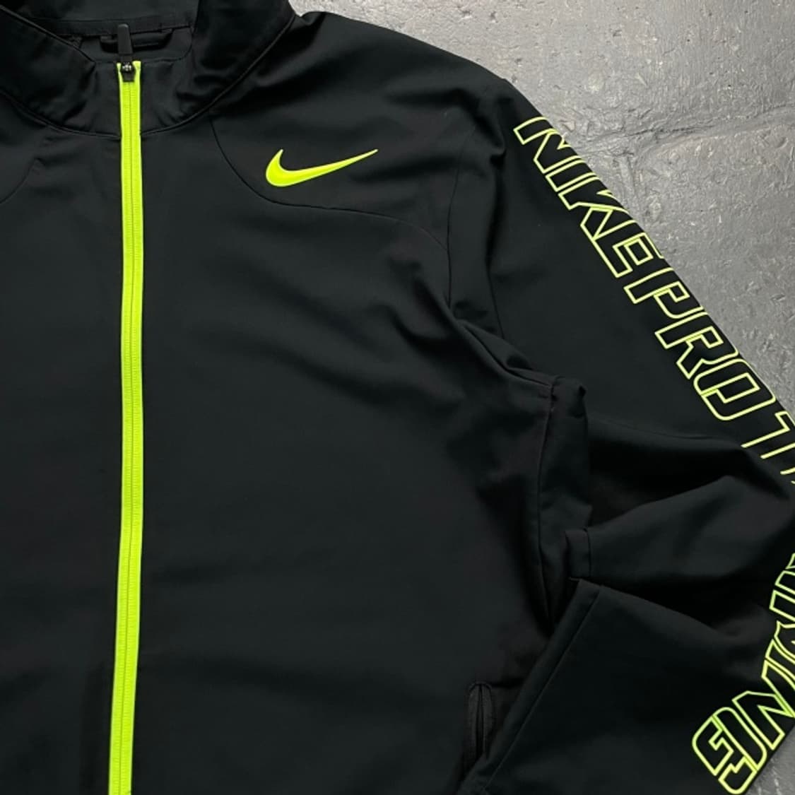 105 나이키 드라이핏 집업  상품이미지2