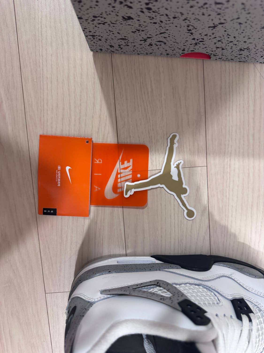 조던 레트로 4 (2025식) 235 상품이미지6