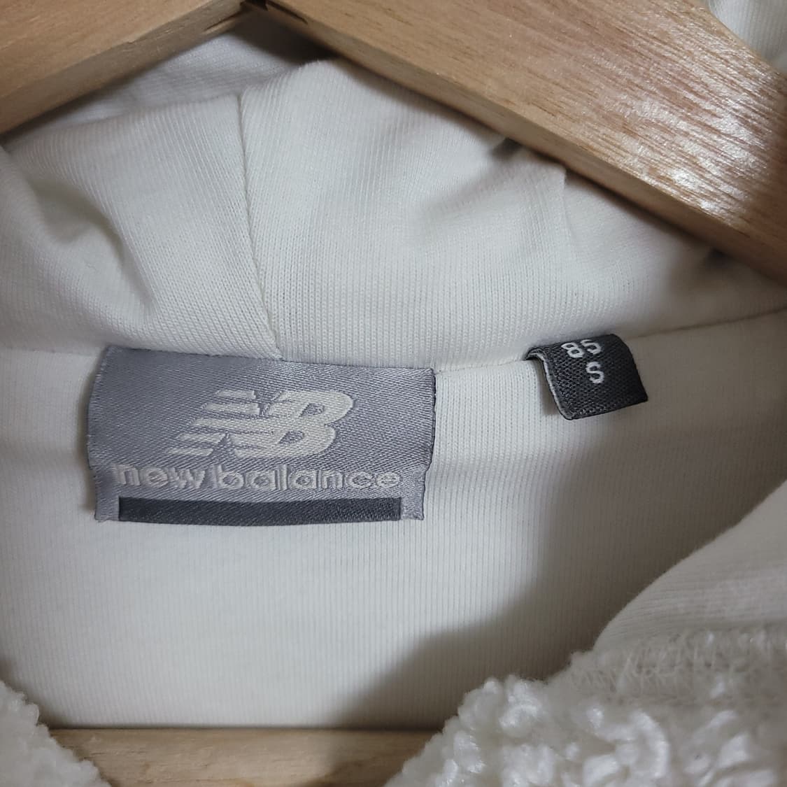 (S) NB 뉴발란스 아이보리 뽀글이 후드집업 양털 플리스 점퍼 상품이미지2