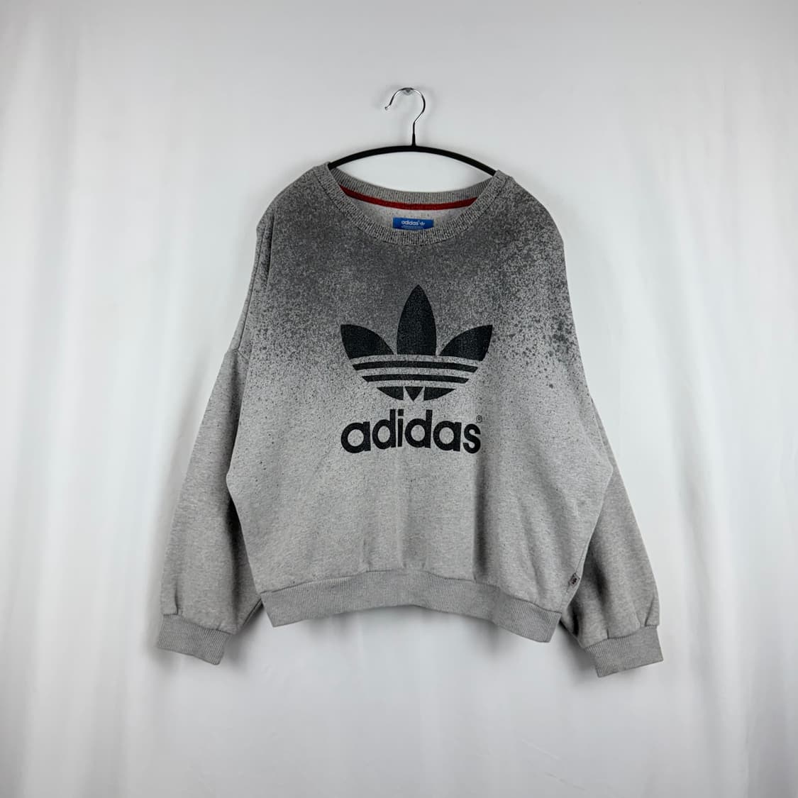 (S) 아디다스 트레포일 그라데이션 크롭 맨투맨 그레이 상품이미지2