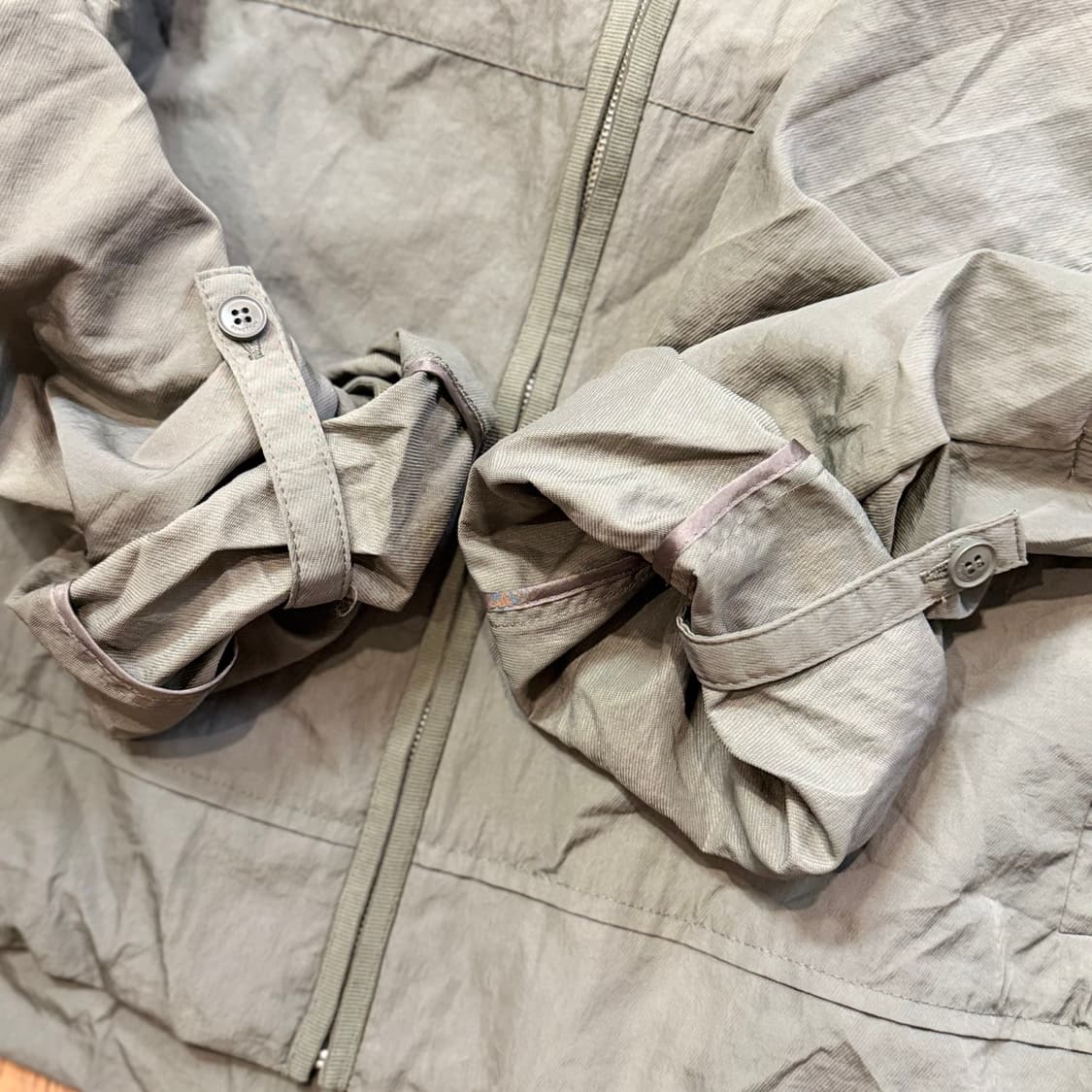 베네통 백 스타 프린팅 롤업 나일론자켓 상품이미지4