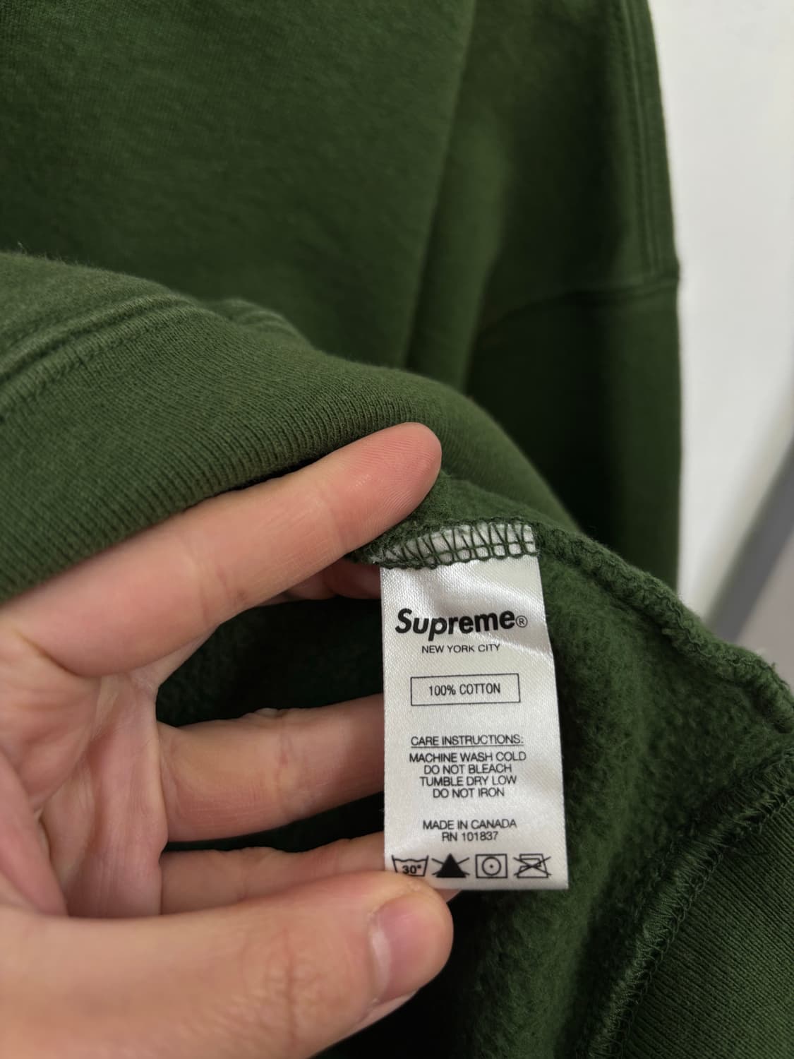 슈프림 스몰로고 맨투맨 상품이미지7