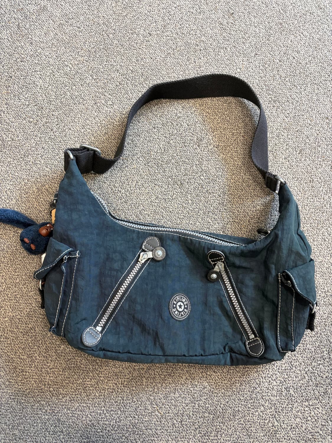 5. 키플링 숄더백 상품이미지1