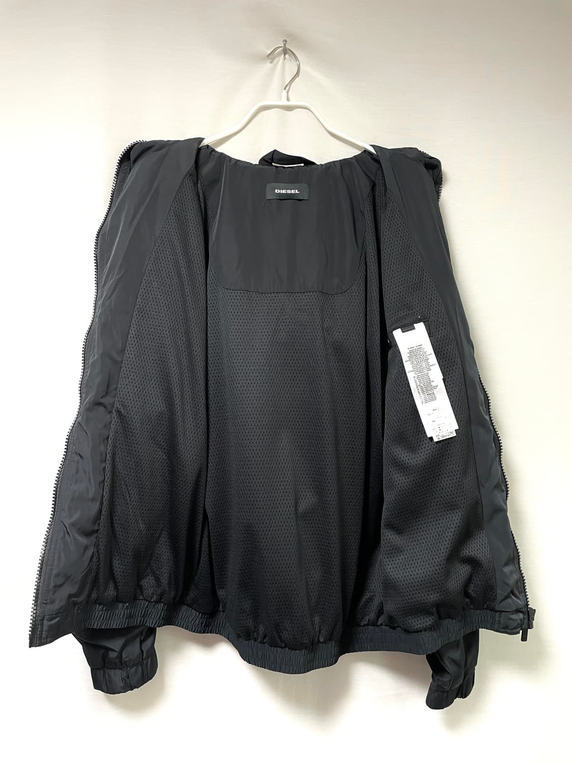 DIESEL 디젤 남성 고급스런 블랙 바람막이 자켓 상품이미지8