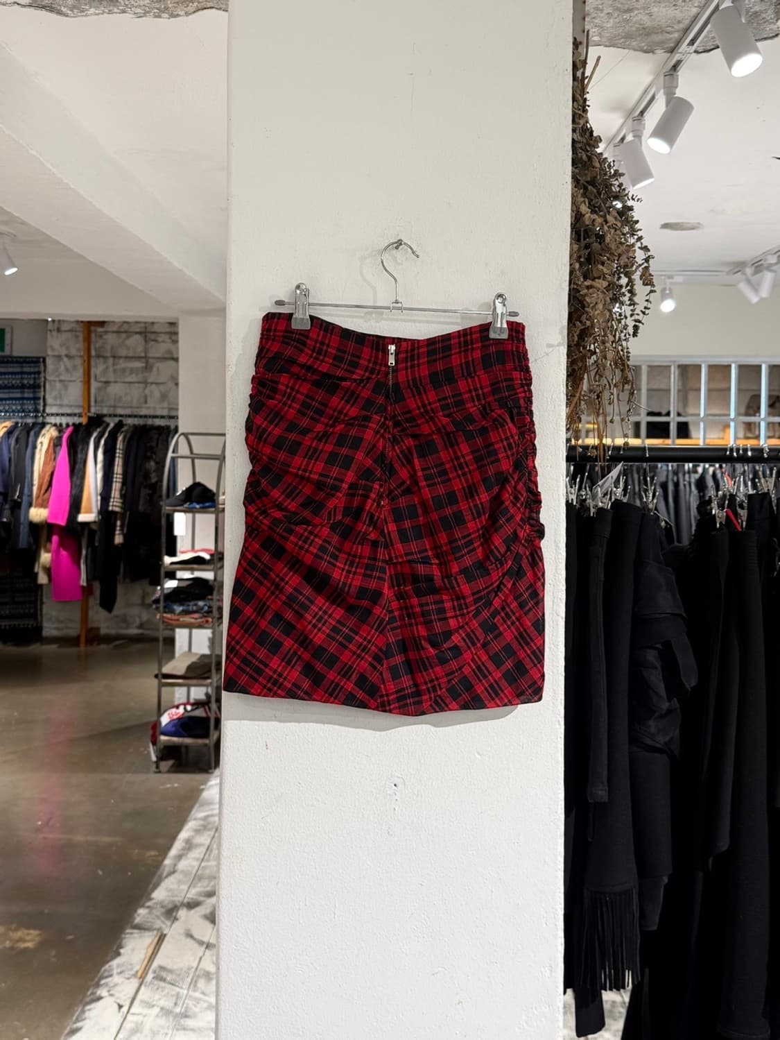 이자벨마랑 에뚜왈 레드 블랙 타탄 체크 탑 스커트 셋업 상품이미지5