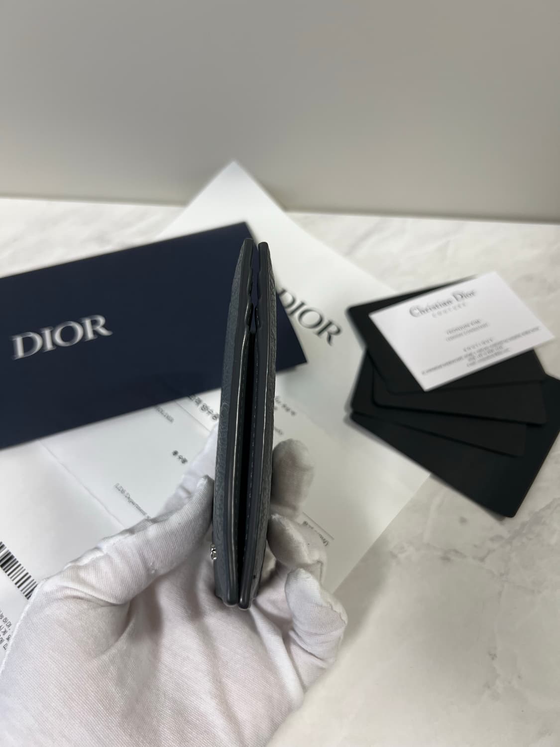 디올 그래비티 버티컬 오거나이저 지갑 상품이미지8
