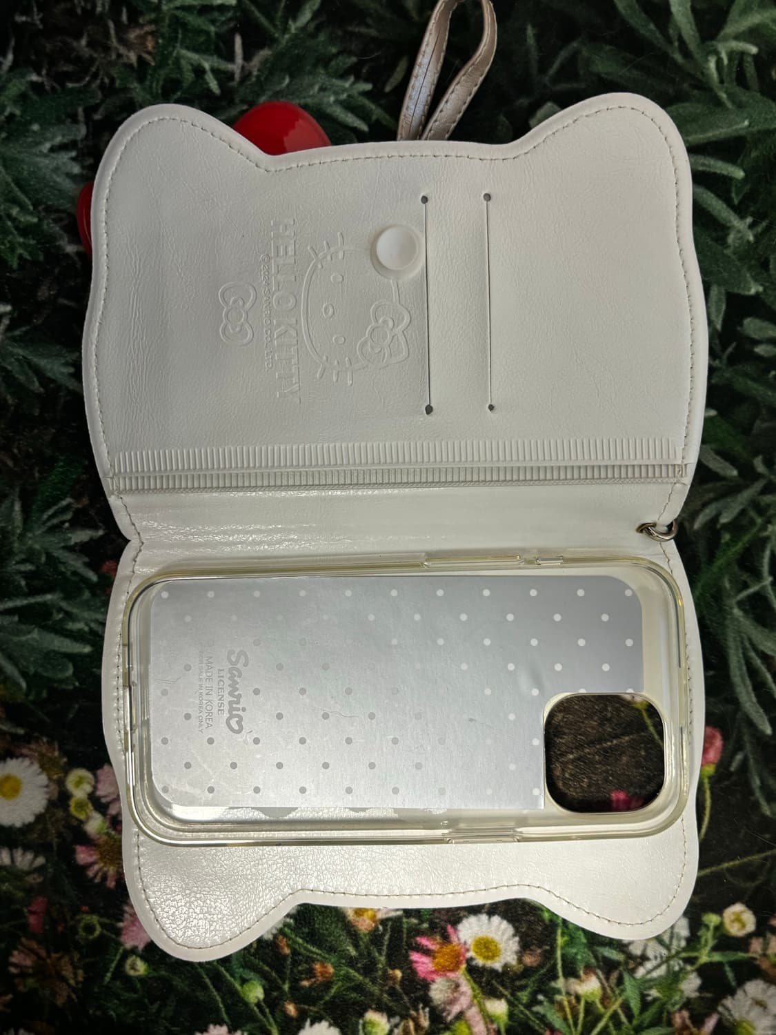 아이폰 15헬로키티 지갑케이스 (브라운) 상품이미지2