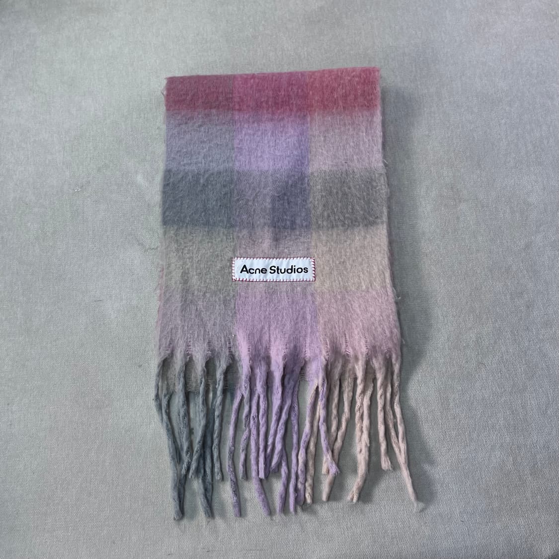 아크네스튜디오 모헤어 핑크 머플러 상품이미지2