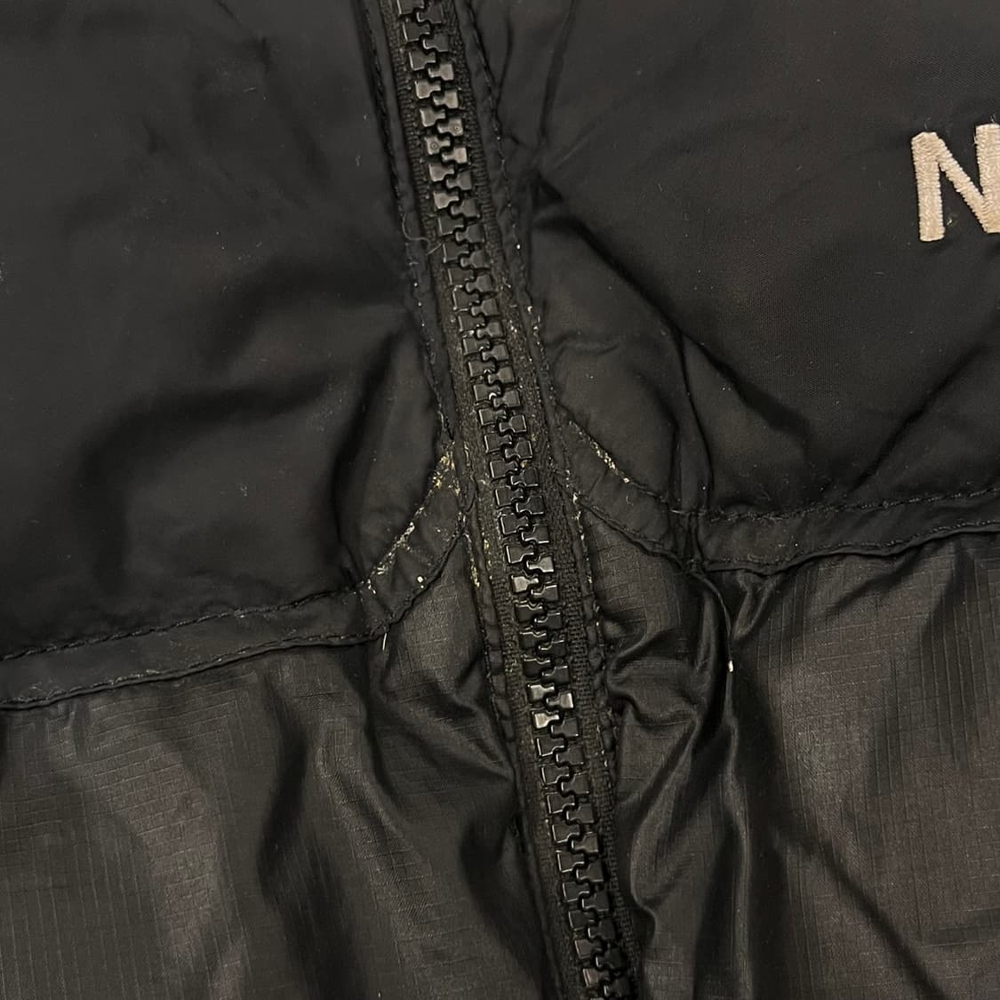노스페이스 블랙 패딩 조끼 90 상품이미지8