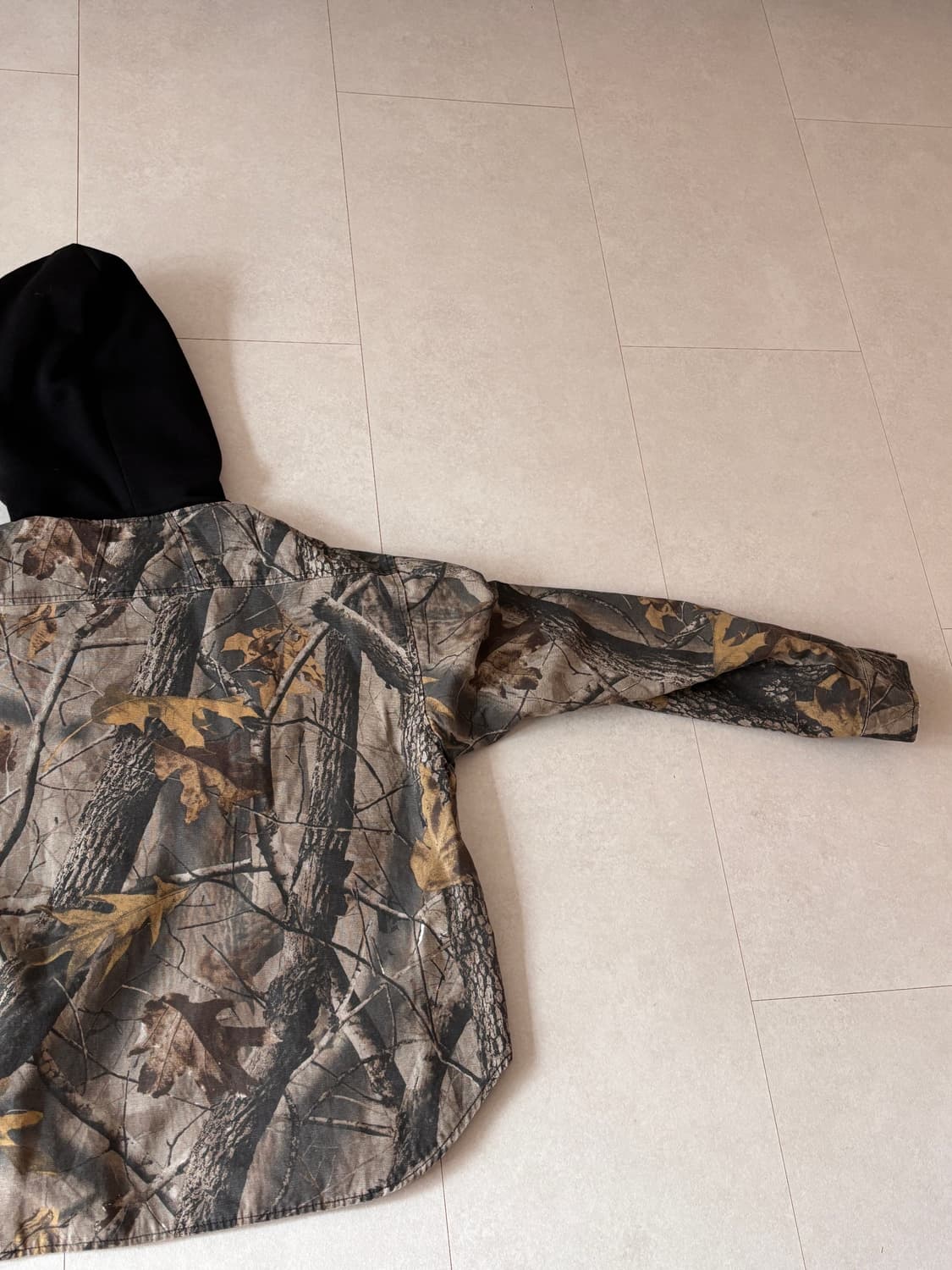 조용히 다시 떠오르는 리얼트리 패턴 집업 후디 L 상품이미지8