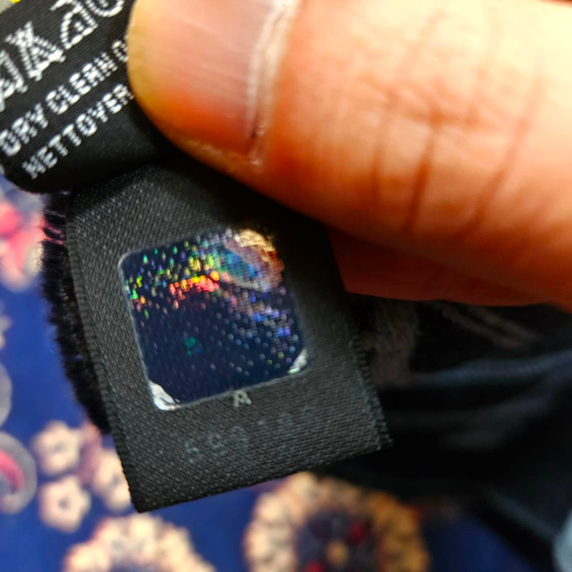 펜디(FENDI) 울100% 사선 스트라이프 머플러 상품이미지6