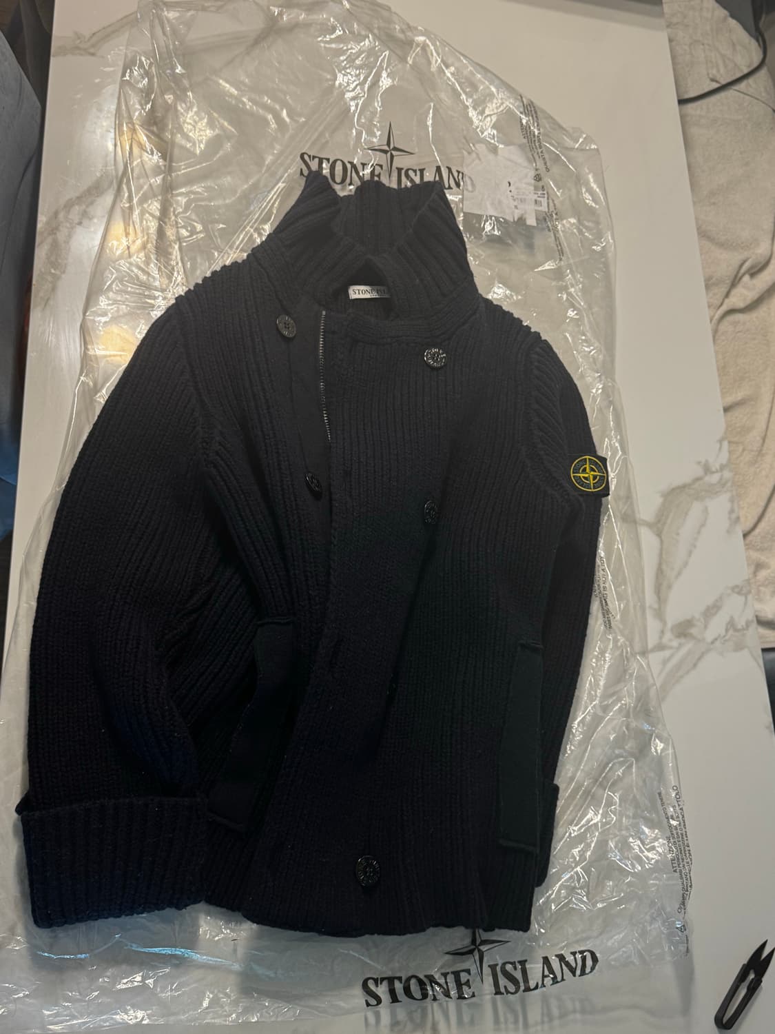 스톤아일랜드 stone island 헤비니트 더블버튼 울 집업자켓 코위첸 상품이미지1