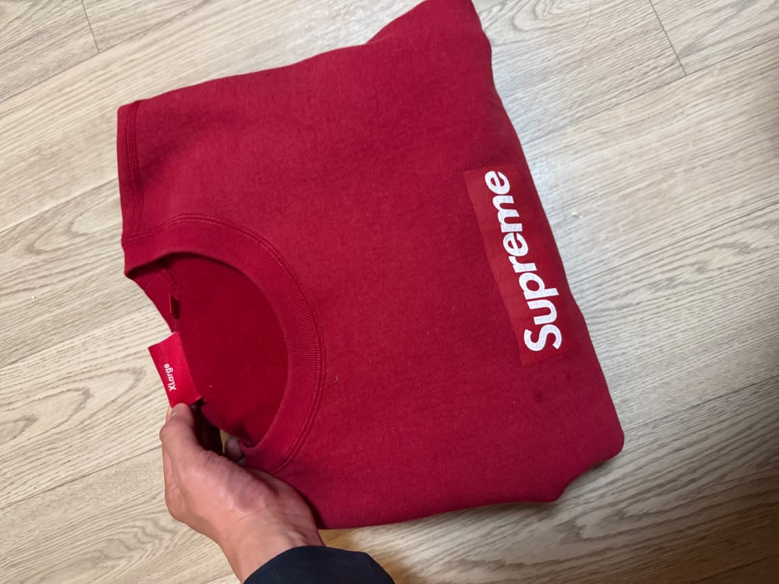 슈프림 25SS 박스로고 크루넥 스웻셔츠 레드 상품이미지4