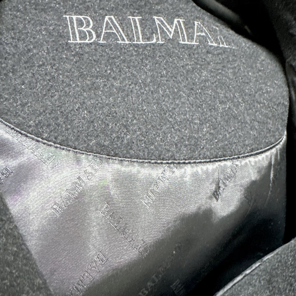 [M] 발망 블랙 모직 캐시미어 자켓 코트 상품이미지4