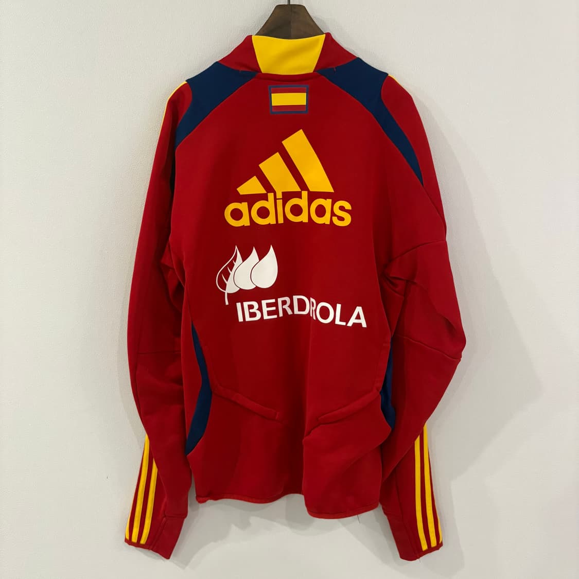 아디다스 스페인 국대 트레이닝 상의 S 상품이미지5