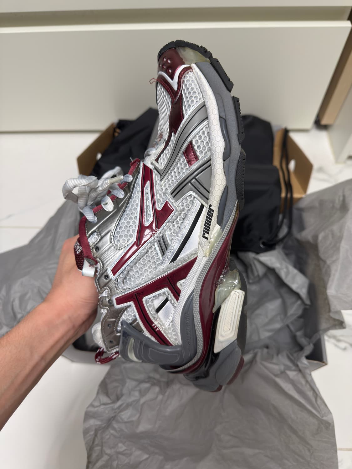 발렌시아가 뉴러너 42사이즈 상품이미지4