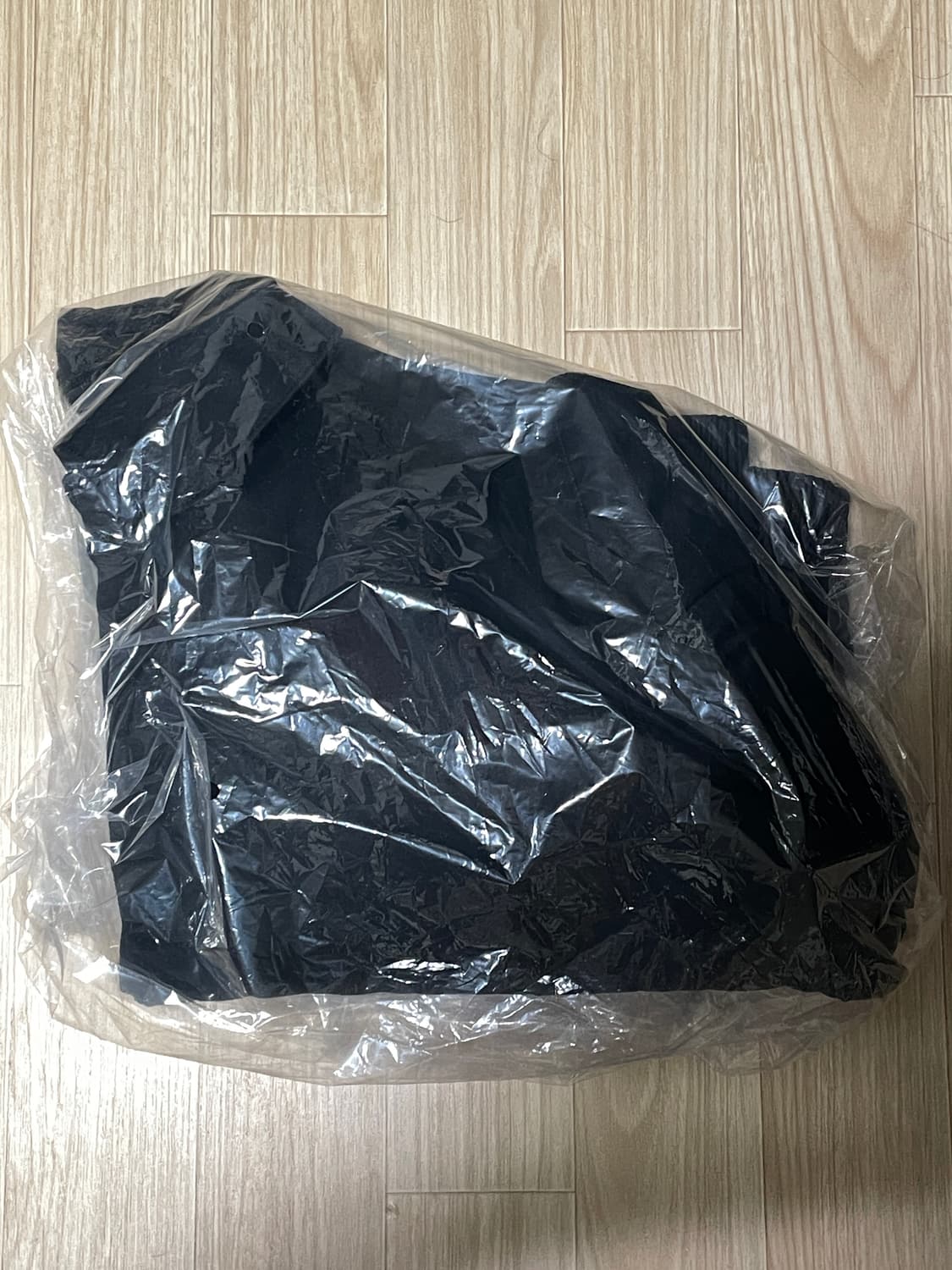 새제품) L 유니클로U PUFFTECH 쇼트블루종 자켓 블랙 상품이미지4