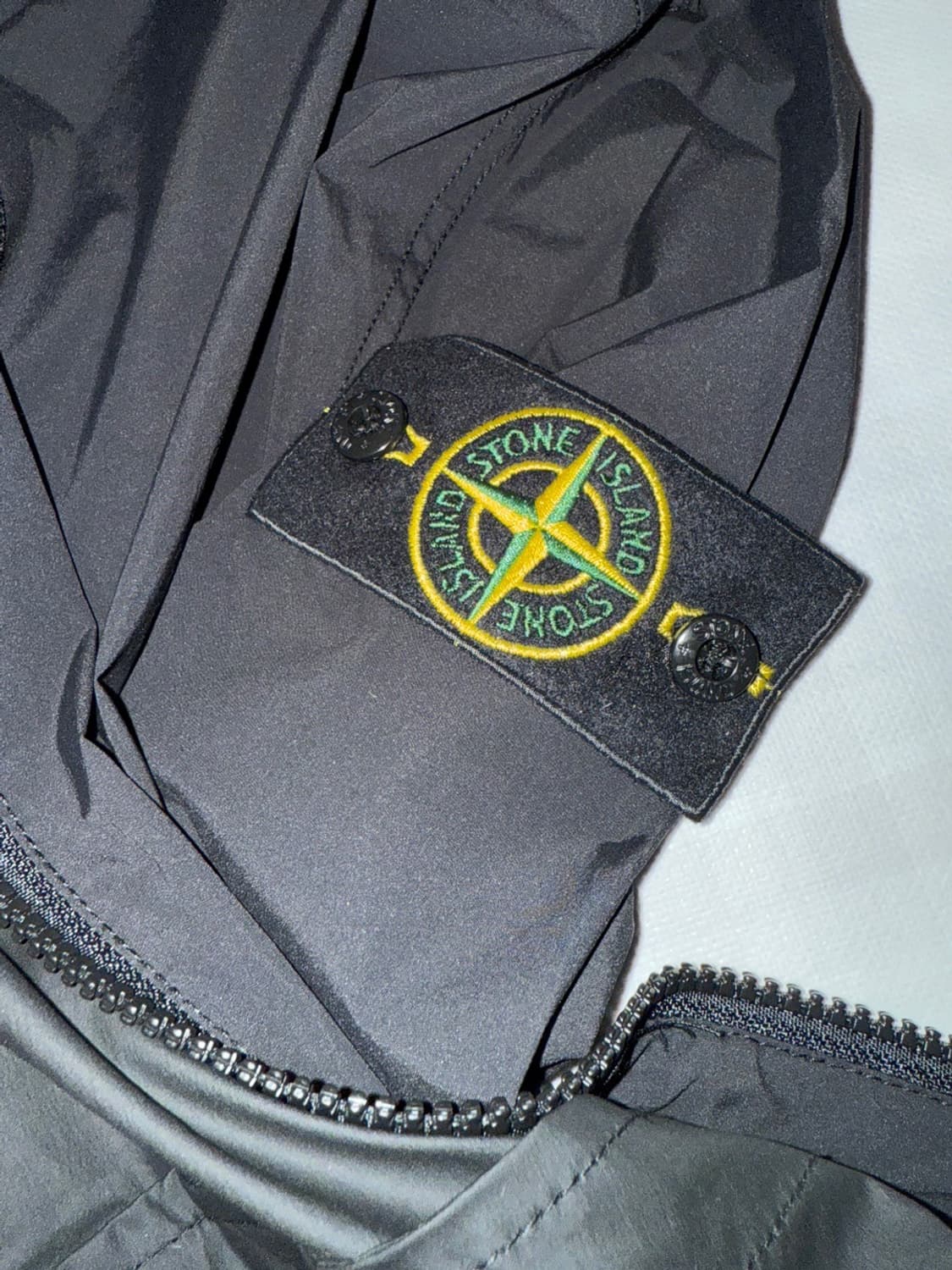 스톤아일랜드 윈드브레이커 상품이미지9